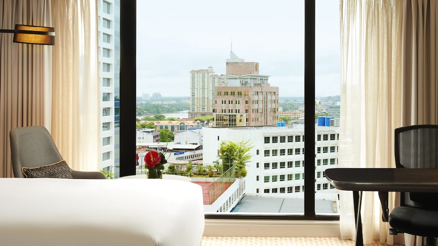 Hilton Kuching