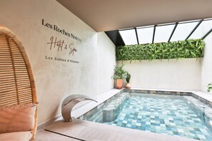 Ruang perawatan pasangan, hot tub, ruang uap, dan perawatan tubuh