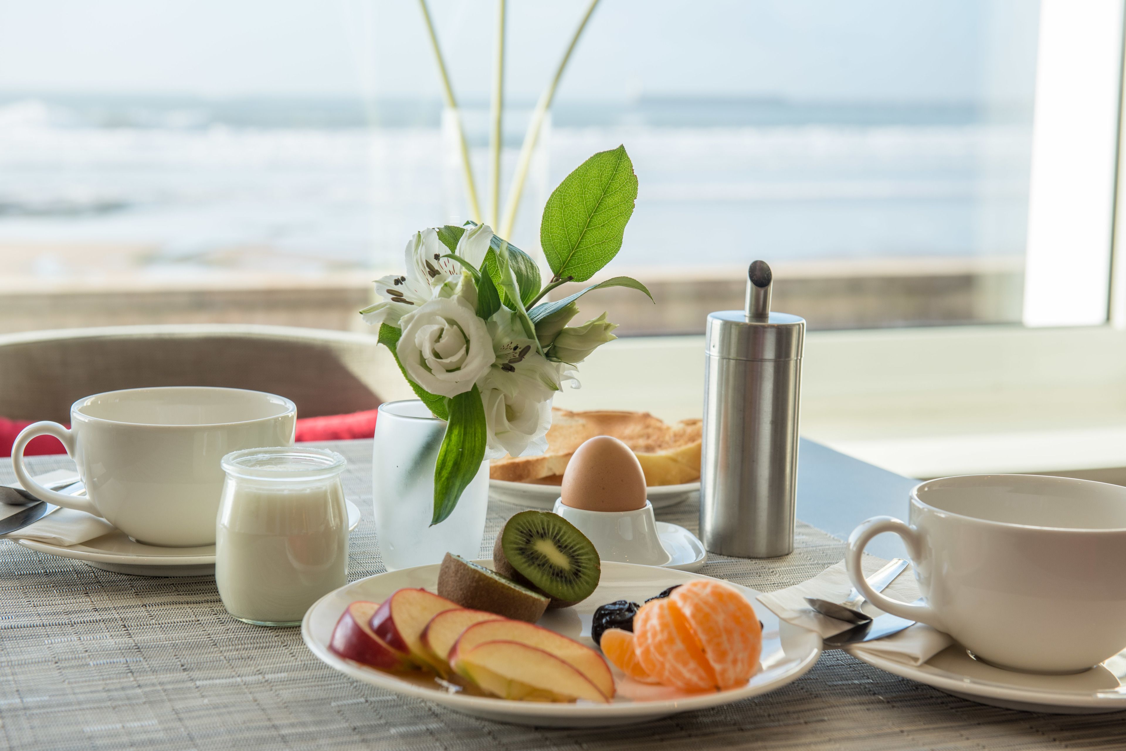 Dagelijks ontbijtbuffet (EUR 15 per persoon)