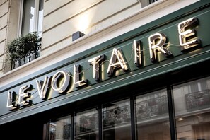 Exterior - New Hotel le Voltaire (Paris)