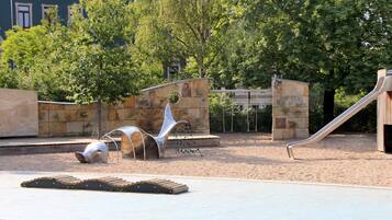 Außen-Kinderspielplatz