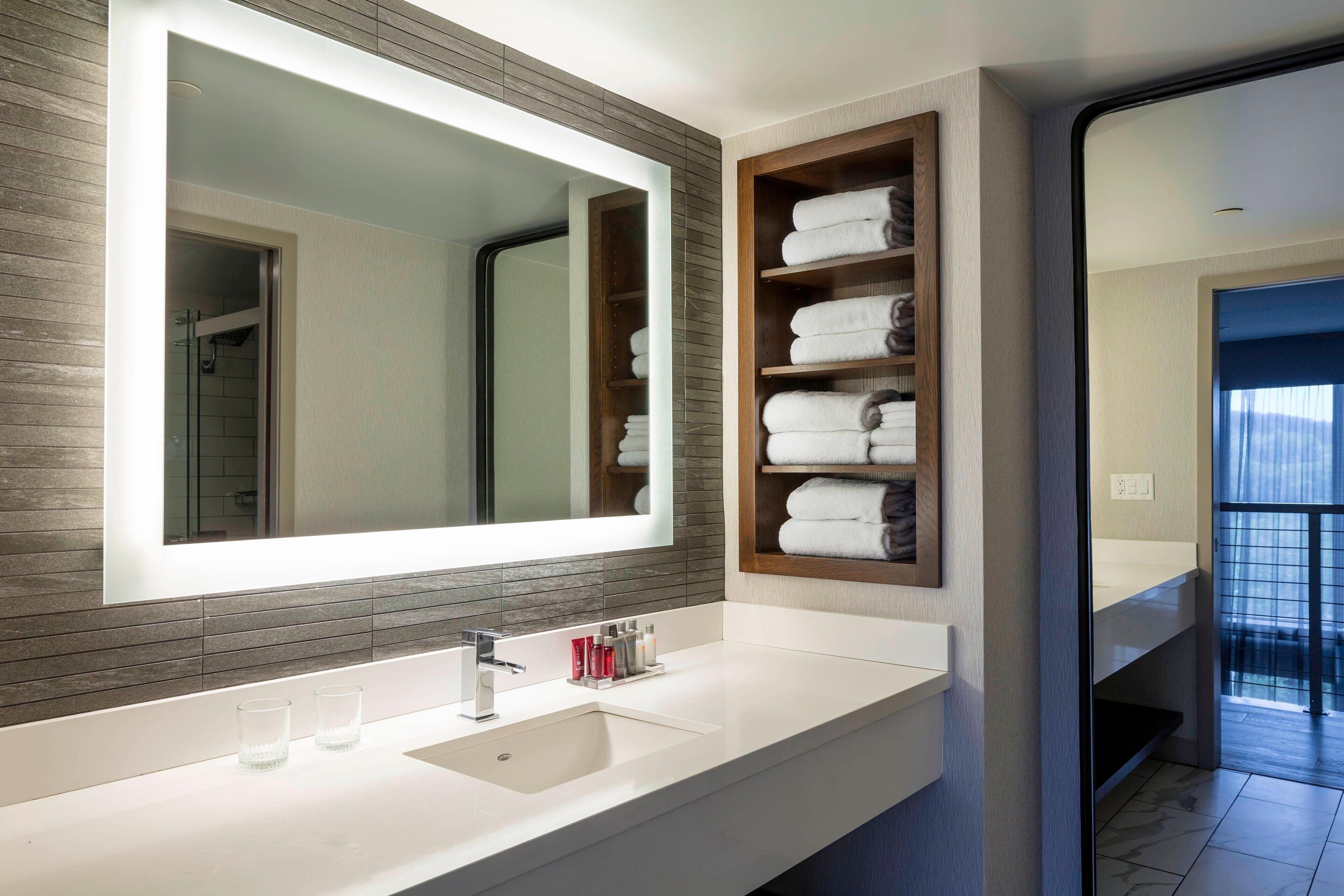 combined shower/bathtub, free toiletries, hair dryer, bathrobes