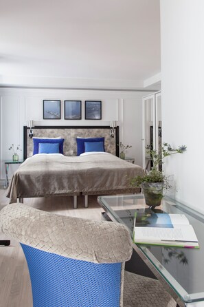 Hypo-allergenic bedding, down comforters, desk, blackout drapes