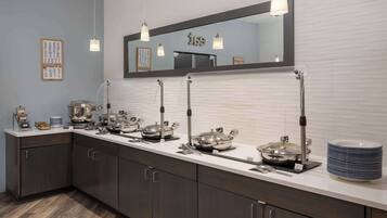 Daily full breakfast (USD 19.95 per person)