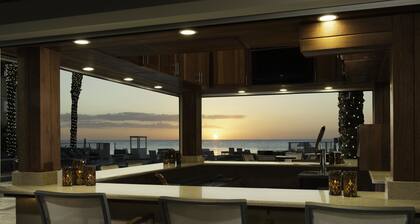 Edgewater Beach Hotel