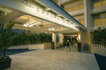 Hotel entrance at Edgewater Beach Hotel