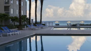 2 outdoor pools, pool umbrellas, sun loungers