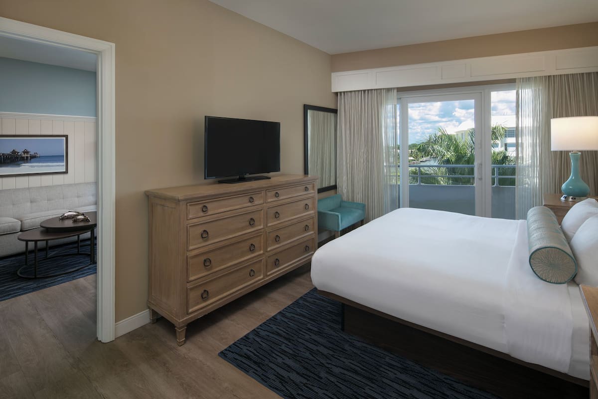 2 bedrooms, premium bedding, in-room safe, individually decorated