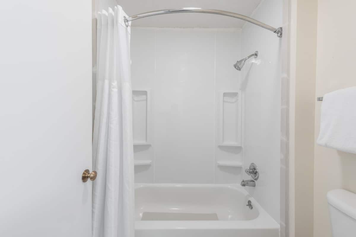 Hair dryer, towels
