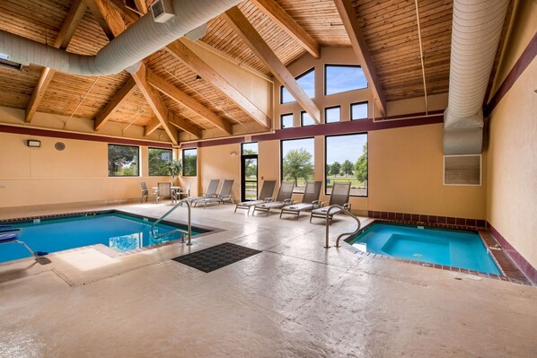 Indoor pool, pool loungers