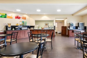 Petit déjeuner buffet compris tous les jours