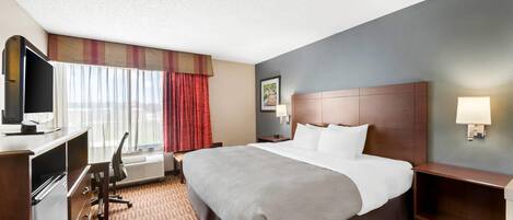 In-room safe, desk, iron/ironing board, rollaway beds (surcharge)