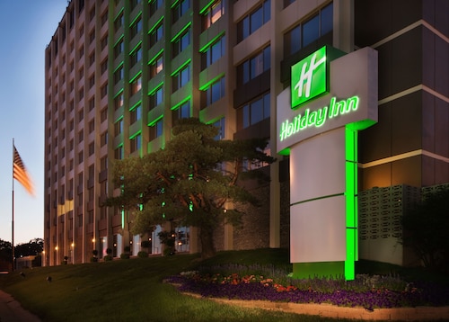 Holiday Inn Downtown - Mercy Area by IHG