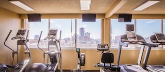 Holiday Inn Downtown - Mercy Area by IHG
