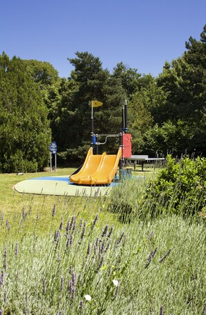 Children's play area - outdoor