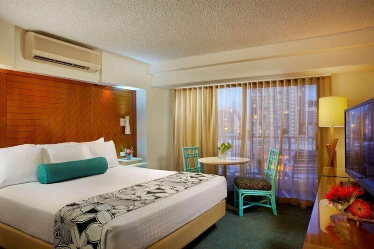In-room safe, desk, laptop workspace, blackout drapes