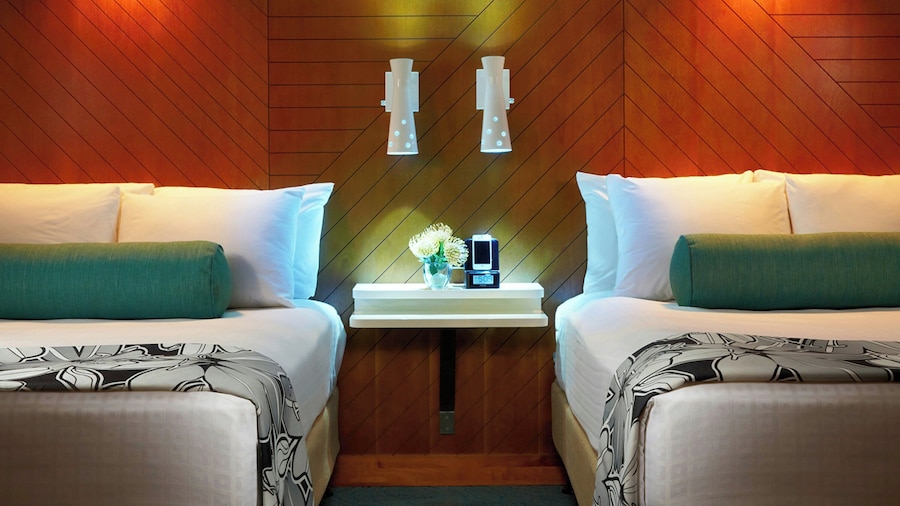 Oasis Hotel Waikiki