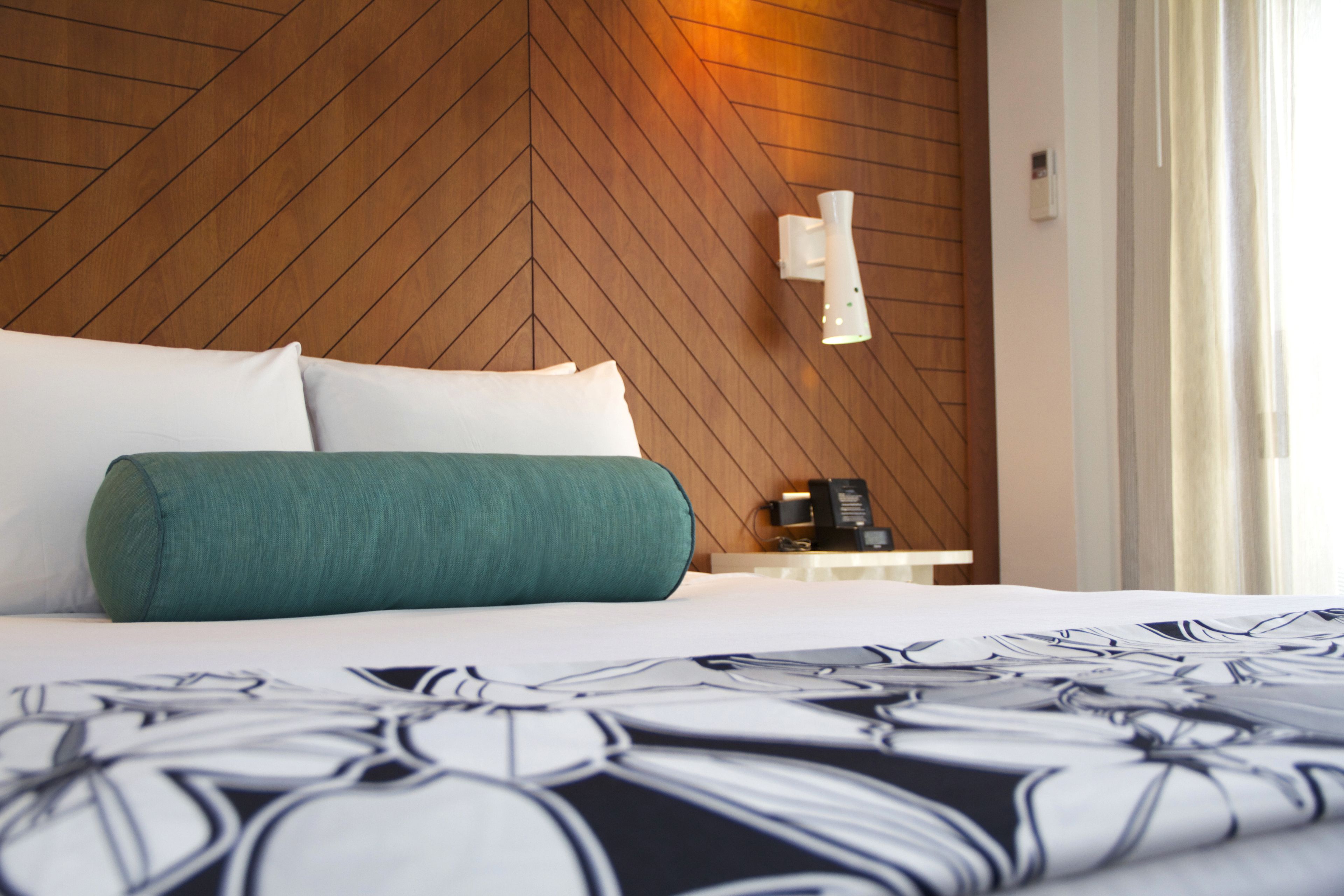 Photo - Oasis Hotel Waikiki