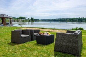 Ground Floor Room - Lake View | Terrace/patio