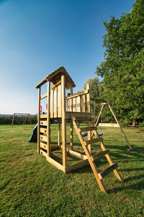 Children's play area - outdoor