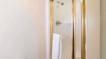 Shower, free toiletries, hair dryer, towels