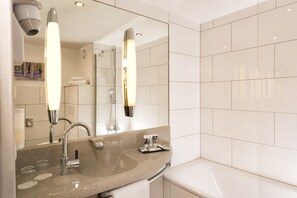 Ducha y bañera combinadas y artículos de higiene personal ecológicos