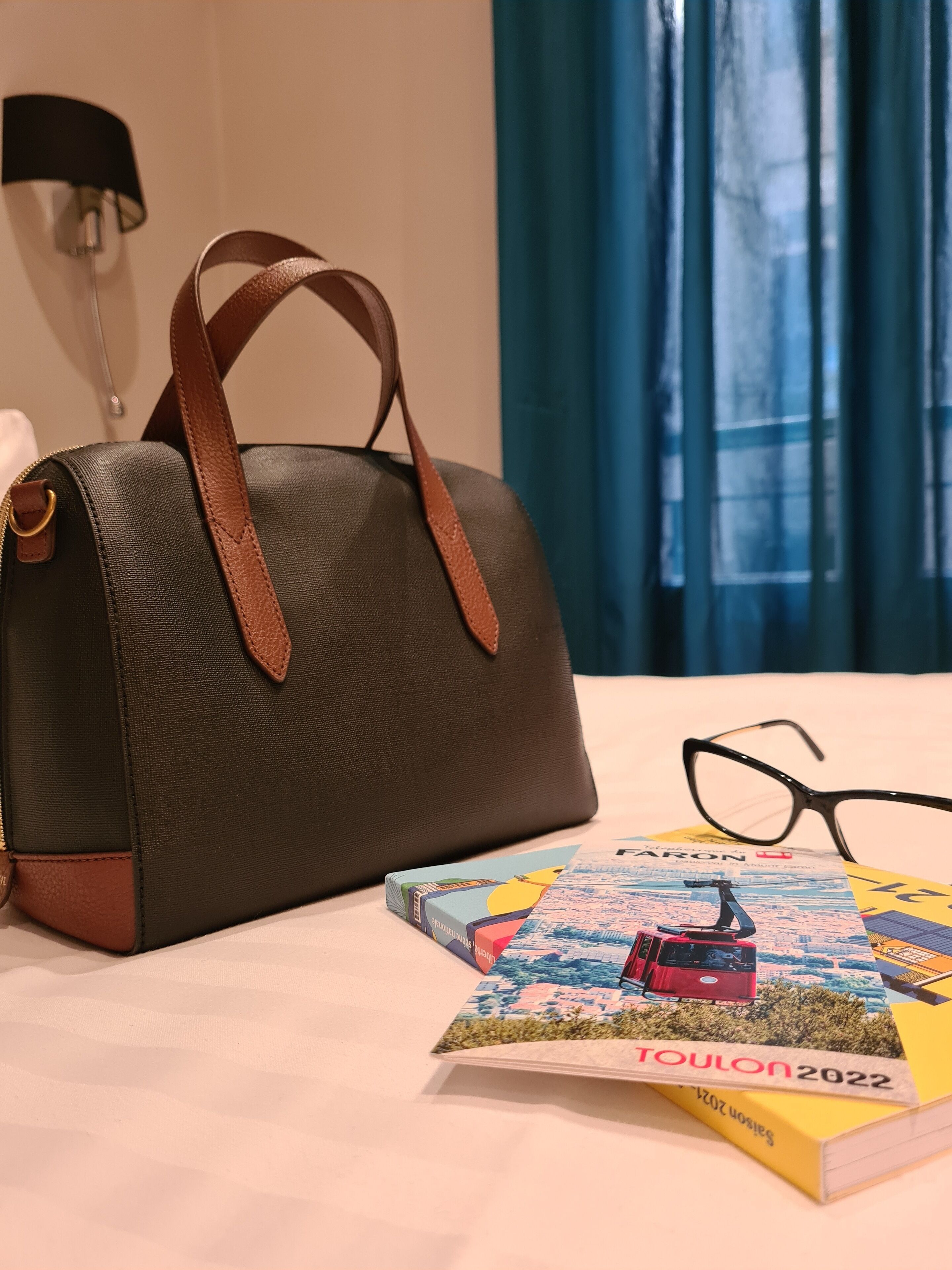 double room, courtyard | 2 bedrooms, in-room safe, desk, laptop workspace