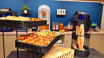 Daily buffet breakfast (EUR 15 per person)