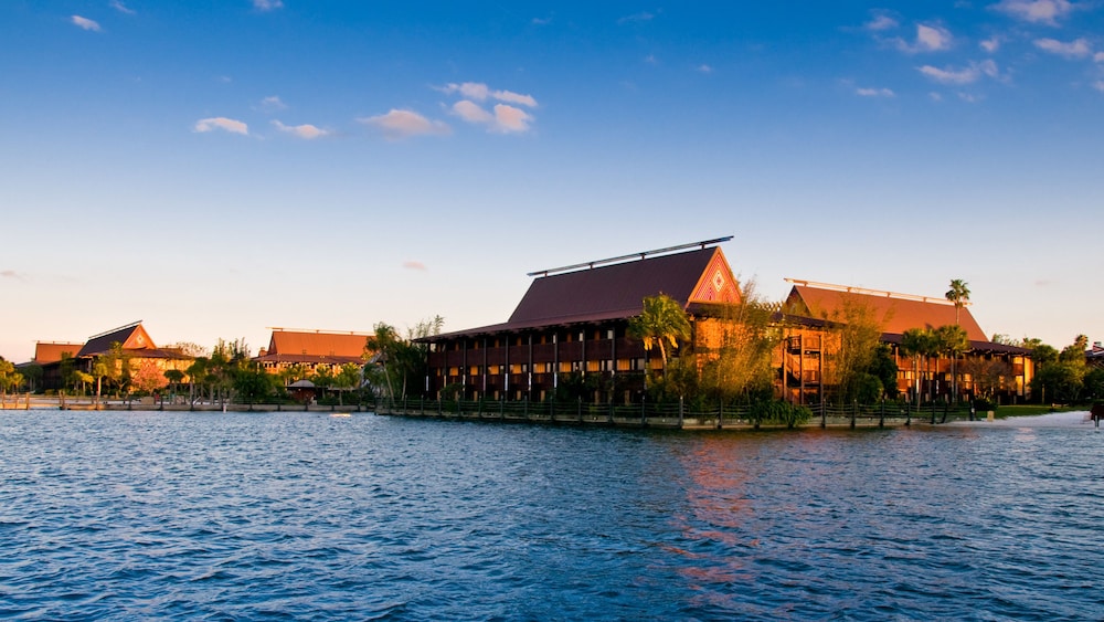 Disney's Polynesian Village Resort by null