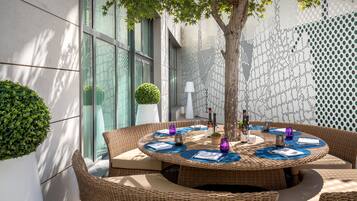 Local and international cuisine