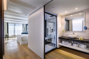 Rainfall showerhead, designer toiletries, hair dryer, bathrobes