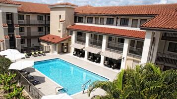 Alberca al aire libre