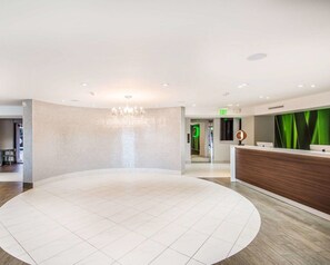 Lobby - Quality Inn & Suites By the Parks (Kissimmee)