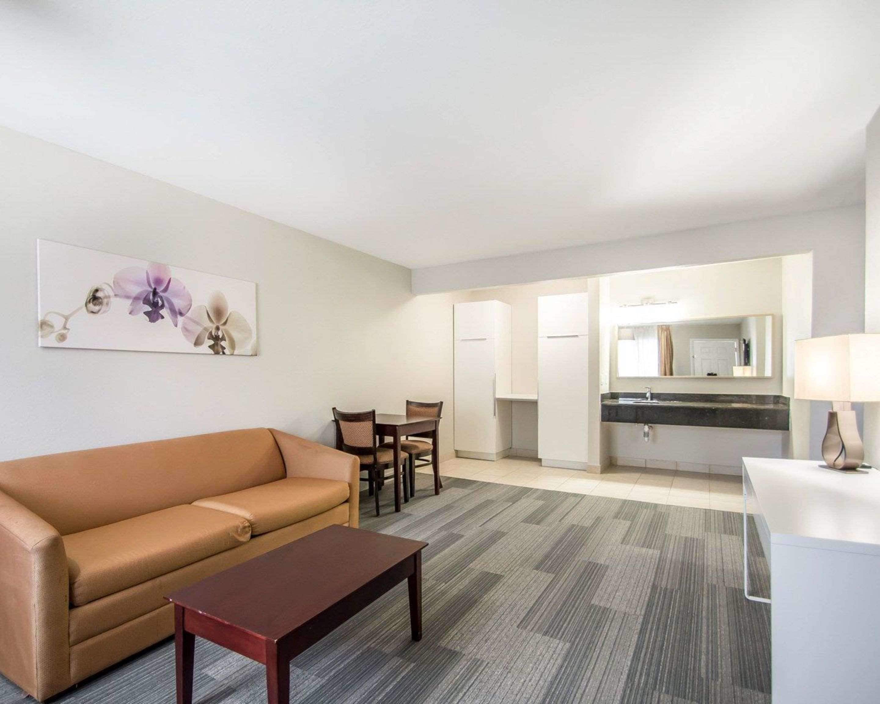 Photo - Quality Inn & Suites By the Parks