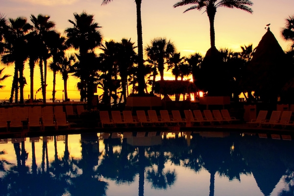 3 outdoor pools, open 8:00 AM to midnight, pool umbrellas, sun loungers
