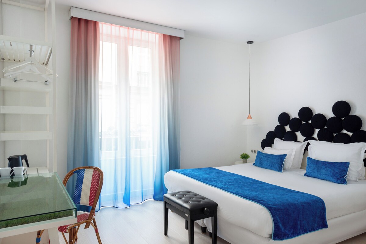 Superior Double Room - Complimentary soft minibar, courtesy tray, digital press, fitness, sauna | Premium bedding, minibar (free items), in-room safe, desk