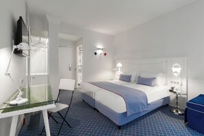 Privilege Room - Free soft minibar, courtesy tray - Digital press | 1 bedroom, premium bedding, free minibar, in-room safe