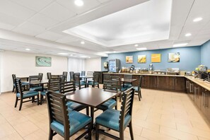 Tägliches inbegriffenes Frühstücksbuffet