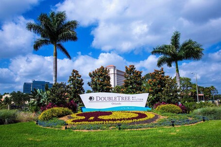 DoubleTree by Hilton Hotel Orlando at SeaWorld - Image 55