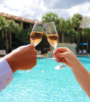 Poolside bar at DoubleTree by Hilton Orlando Theme Park Resort