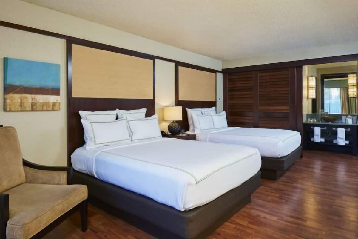 1 bedroom, premium bedding, pillowtop beds, in-room safe