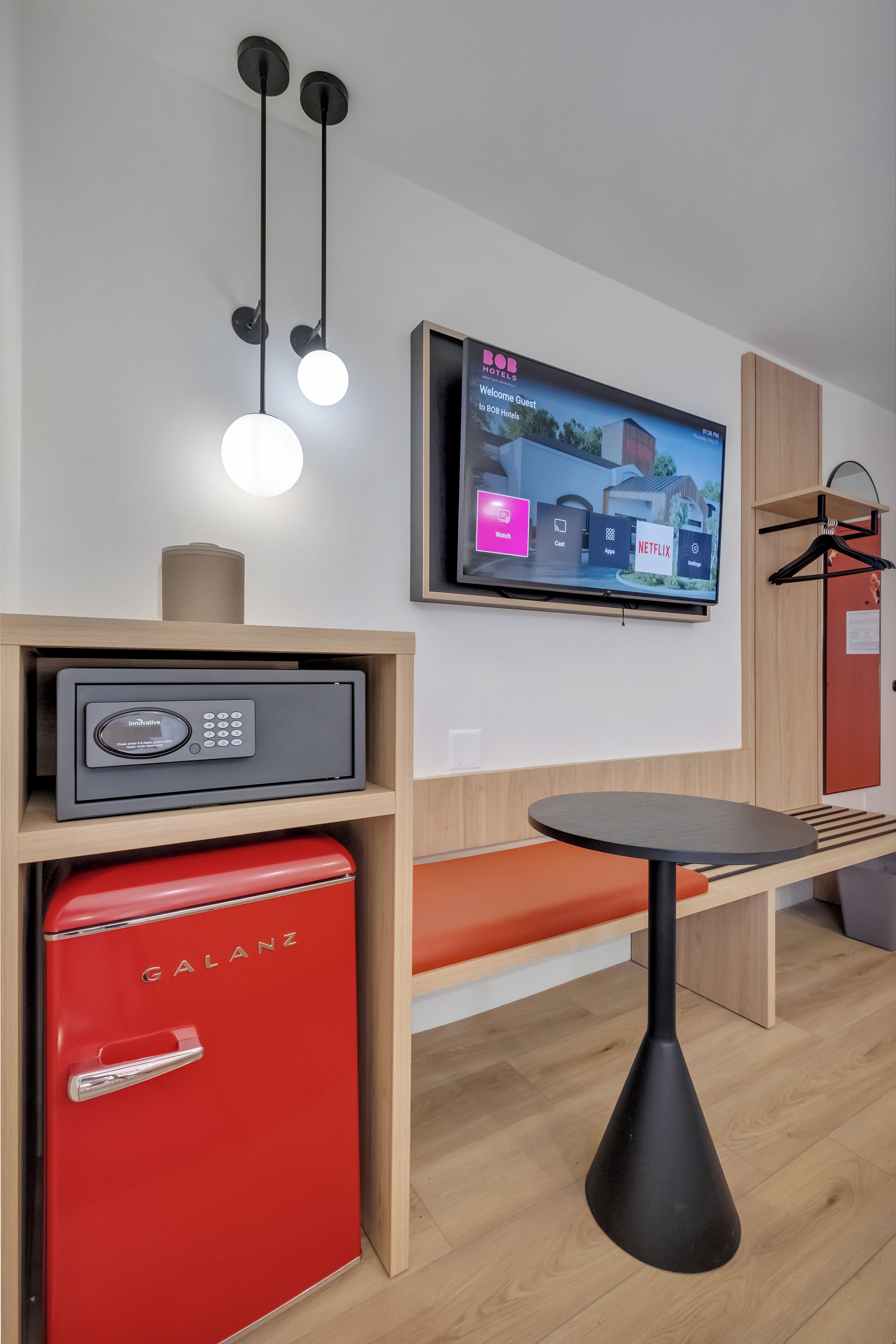 standard room, 1 queen bed, accessible | in-room safe, desk, laptop workspace, blackout curtains