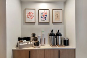 Free daily continental breakfast