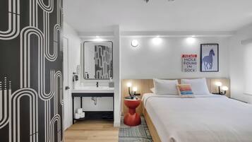 Chambre Standard, 1 trĂšs grand lit