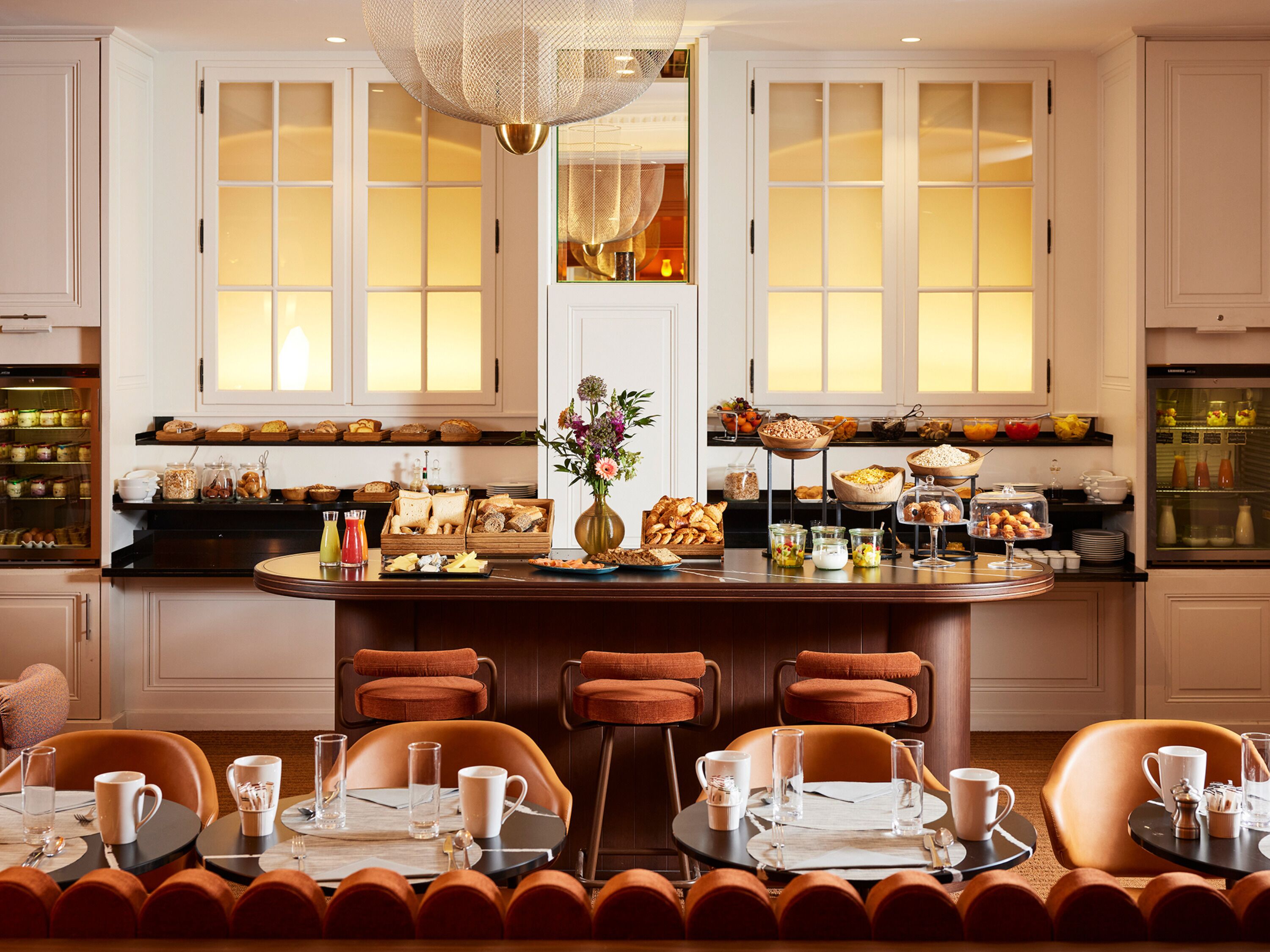 Päivittäinen buffetaamiainen (39 EUR per henkilö)