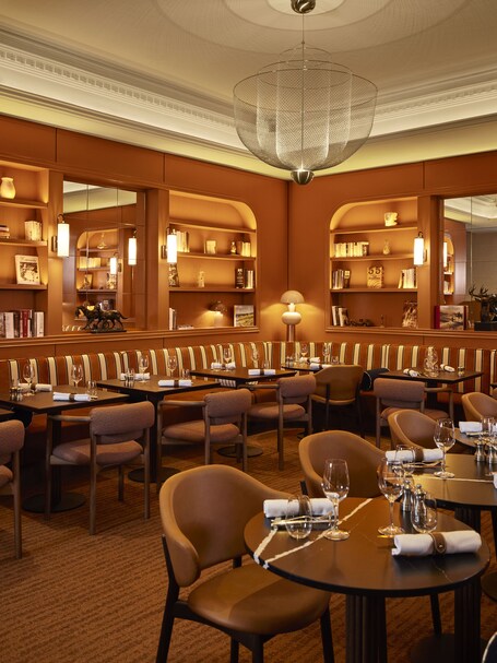 Sofitel Paris Baltimore Tour Eiffel Hotel - Image 19