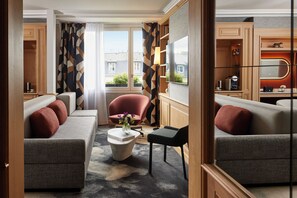 Signature Suite, 1 King Bed, Tower (Eiffel Tower View) | Living area | 46-inch flat-screen TV with satellite channels, TV, iPod dock
