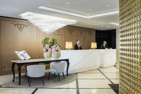 Sofitel Paris Baltimore Tour Eiffel Hotel - Image 6