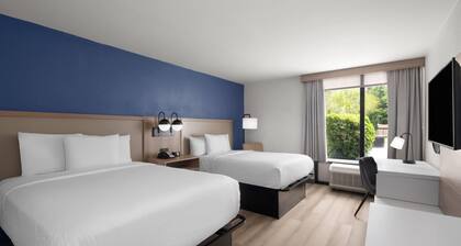 La Quinta Inn & Suites by Wyndham Myrtle Beach