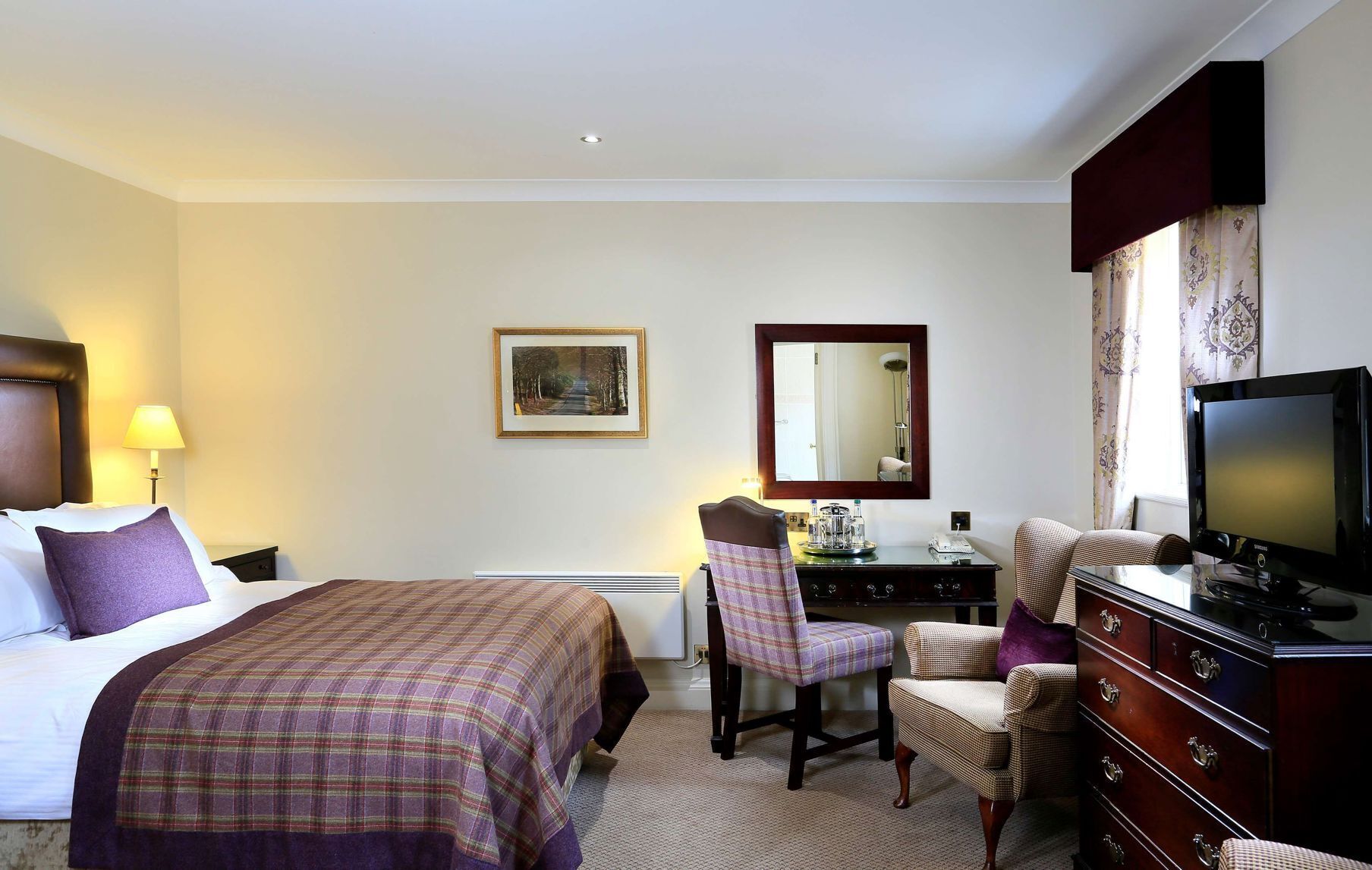 Premium bedding, in-room safe, individually decorated